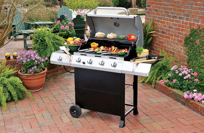 Char broil 4 burner deals performance gas grill