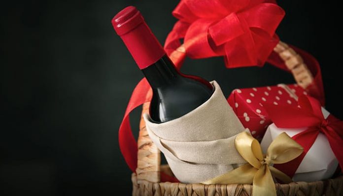 15 Great Wine Gift Basket Ideas in 2018