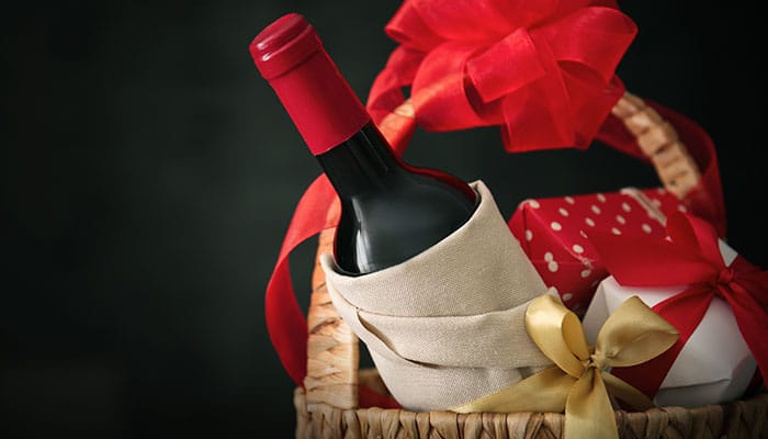 15 Great Wine Gift Basket Ideas in 2021 15 Great Wine Gift Basket Ideas in 2018