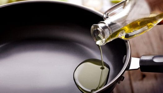turkey fryer oil: Can You Use Vegetable Oil (Canola Oil) and Corn Oil to Deep Fry a Turkey?