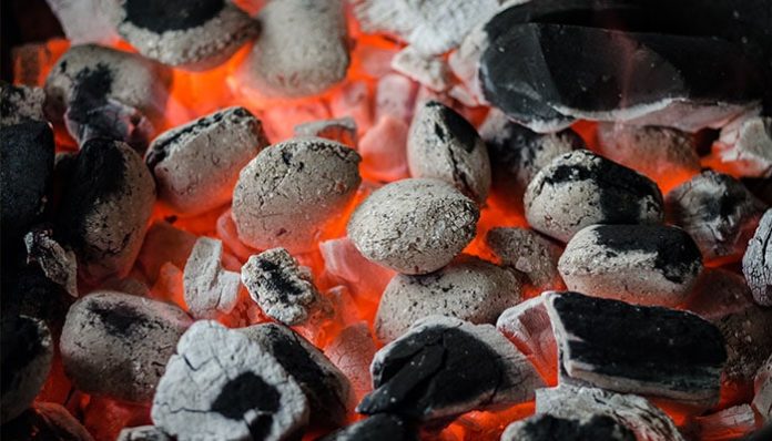 Gas grill charcoal clearance briquettes