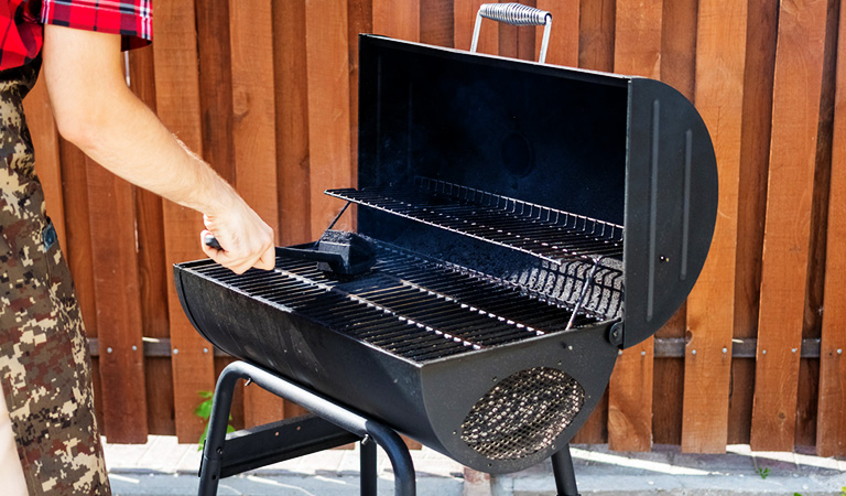 A Guide to a Spotless Grill: